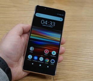 Sony представила смартфон Sony Xperia L3 с двойной камерой