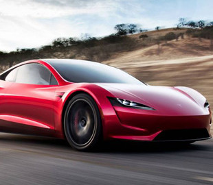 Tesla готовит к выпуску второе поколение гиперкара Roadster