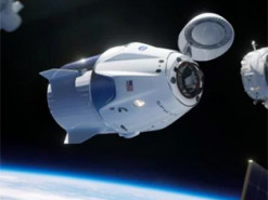 SpaceX забирает у Роскосмоса бизнес по доставке туристов на МКС