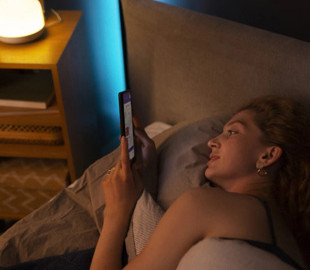 Чи треба вимикати смартфон на ніч: експерти дали несподівану відповідь