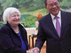 Джанет Єллен: «Ми не дозволимо китайському імпорту вбити промисловість США»