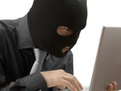 Жінка хотіла купити фотоапарат і втратила 49 тисяч гривень