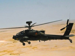 У США показали, як використовують ударні гелікоптери AH-64 Apache для боротьби з безпілотниками