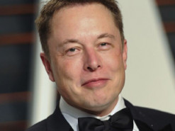 Ілон Маск показав підрослого сина від відомої співачки