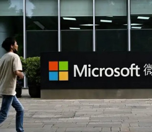 Microsoft пропонує переведення сотень співробітників штучного інтелекту з Китаю в США 