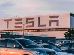 Найбільший пенсійний фонд Данії відмовиться від акцій Tesla через відмову у співпраці