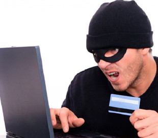 Невідомі інтернет-шахраї ошукали чоловіка на 4 тисячі гривень