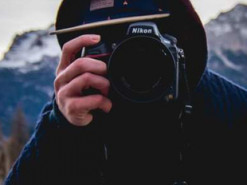 Нова Зеландія закликає туристів не робити банальних фотографій: кумедні відеоролики