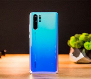 Стремительное падение Huawei. Годовые поставки смартфонов снизятся до уровня квартальных