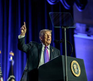 Трамп зобов’язав техгігантів будувати власні електростанції для дата-центрів