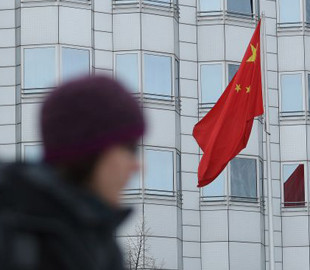 У Китаї вигадали, як зробити авіаносець із будь-якого корабля: до чого тут дрони