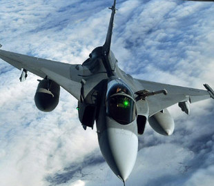 Saab показав, як одна ракета з Gripen "зносить" російські С-400 і флот