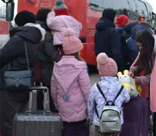 Українські біженці у Болгарії скаржаться на умови в таборі для мігрантів