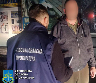Повідомлено про підозру зраднику, який передавав ворогу дані про місця дислокації ЗСУ та чекав на «визволення»