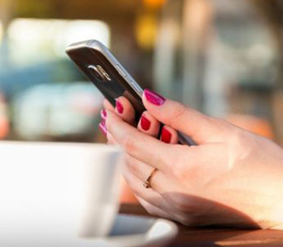 Під виглядом подруги шахраї ошукали жінку на 8000 гривень