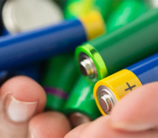 Змінить майбутнє батарей. Вчені вперше підняли залізо на рекордний енергетичний рівень