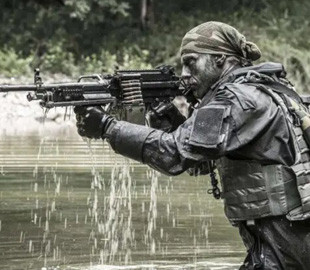 Широкі можливості нового «Мінімі»: у Бельгії представили новий варіант відомого в усьому світі ручного кулемета