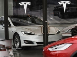 Tesla встановила рекорд зі зростання ринкової вартості