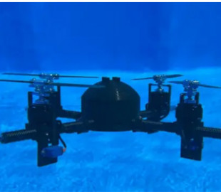 Студенти показали дрон, який може переходити з повітря у воду