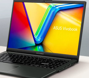 Що буде з ноутбуком, якщо його не вимикати в грозу: фахівці пояснили