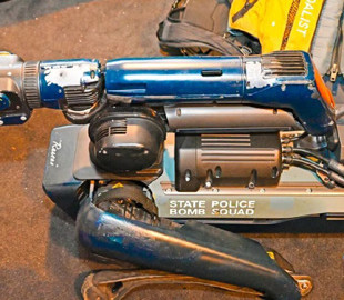 У Міноборони США тестують бойових робособак-снайперів зі штучним інтелектом