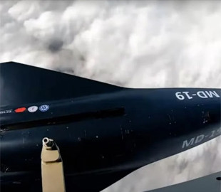 Китай показав випробування таємничого гіперзвукового "літака"