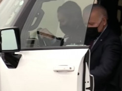 Джо Байден испытал первый 1000-сильный электромобиль Hummer