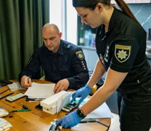 Нацполіція викрила міжнародну шахрайську мережу псевдоінвесторів