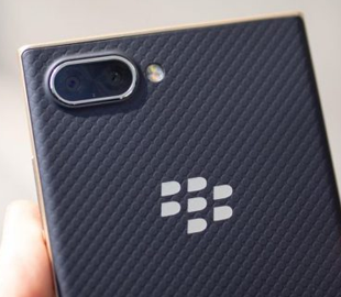 Blackberry занимается разработкой нового смартфона Adula