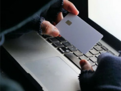 Інтернет-шахраї видурили у трьох українців 260 тисяч гривень