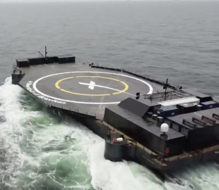 SpaceX планує використовувати безпілотні баржі як морські інтернет-станції для Starlink