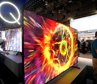 Коронавирус замедлил развитие рынка 8K-телевизоров