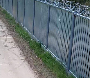 Польща почала будівництво майже 50-кілометрового електронного бар'єру на кордоні з Білоруссю