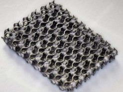 Вчені створили надміцний метал із гідрогелю за допомогою 3D-друку