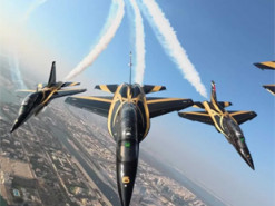 Розкриті технічні характеристики нових китайських винищувачів Hongdu L-15 Falcon