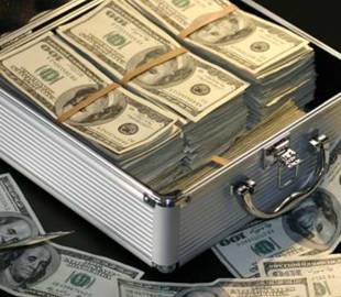 У США чоловік помилково отримав на свій рахунок 50 мільярдів доларів: як це сталося