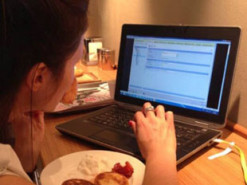 Чому постійна зарядка шкодить батареї ноутбука