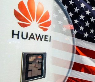Huawei запаслась чипами на два года вперед