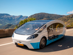 «Сонячний будинок на колесах» завершив епічну подорож Європою