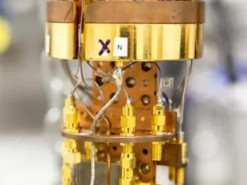 Пам’ять для квантових комп’ютерів. Вчені пропонують використовувати кристали часу для зберігання даних