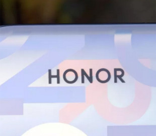 Honor впервые показала свой дебютный складной смартфон