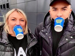 Данилко показав, чим займається з «мамою» на гастролях