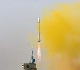 Китай із космосу збирається контролювати наближення стихійних лих