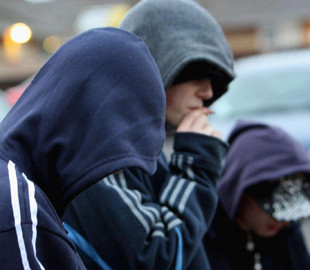 Под Киевом будут судить четверых подростков за убийство мужчины из-за телефона