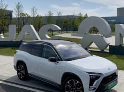 Путь Apple на рынок электромобилей должен лежать через сотрудничество с автопроизводителями