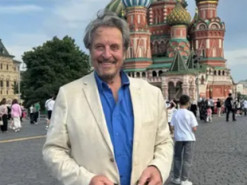 Батько Ілона Маска приїхав до Москви на форум пропагандиста Дугіна