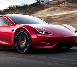 Илон Маск теперь считает задержку электрокара Tesla Roadster до 2023 года благоприятным сценарием
