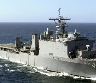 Пентагон попереджає про “кризу" з кораблями-амфібіями у США