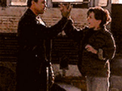 Робот викликав у дітей більше довіри за людину