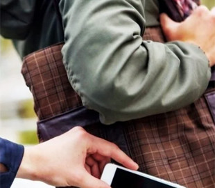 Черкасець отримав сім років тюрми за крадіжку мобільного телефону у неповнолітнього